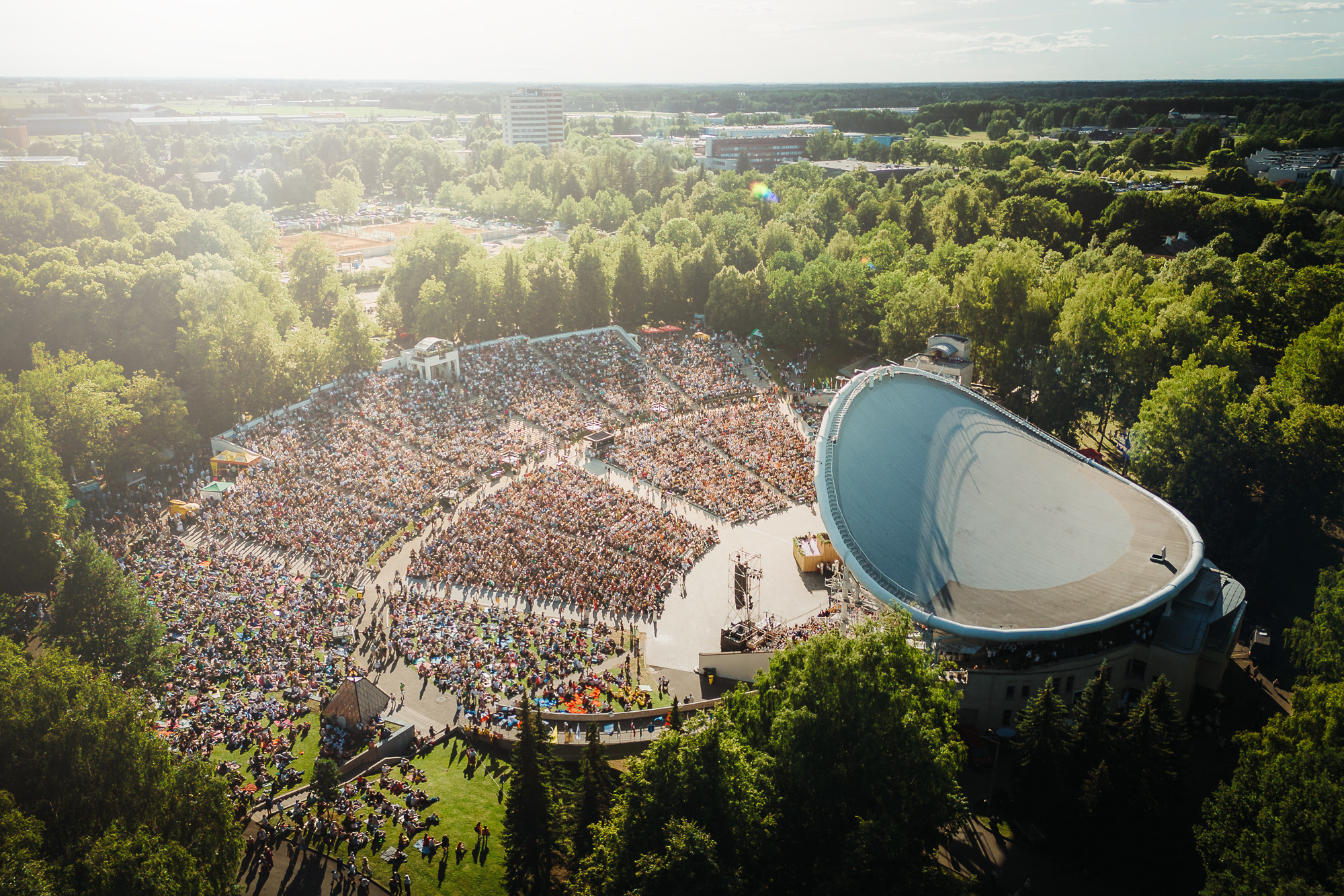 Tartu laulu- ja tantsupidu aero. Foto: Peeter Paaver tiigi seltsimaja